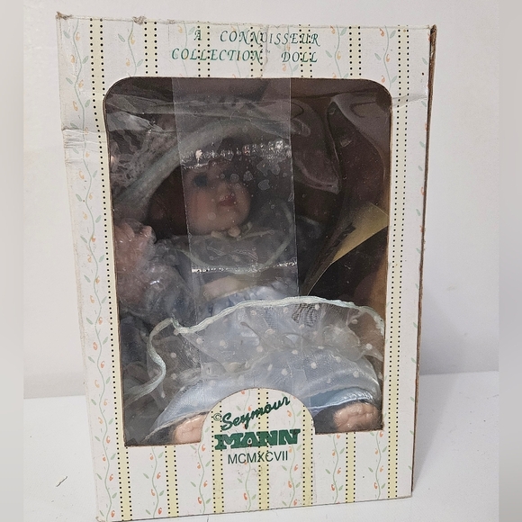 Connoisseur Collection Porcelain Doll! - Picture 1 of 3